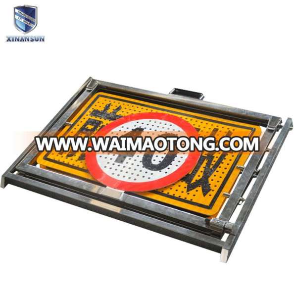 arrow traffic light flasher control outdoor sign board